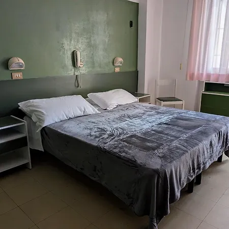 Plaza & Coffee Hotel