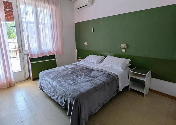 فندق Plaza & Coffee